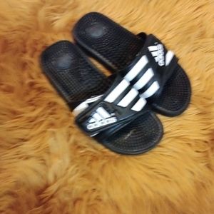 Adidas sandals size 8 black